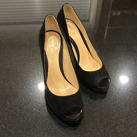 ARMANI- peep toe shoes size 38.5 - Picture 2 of 9